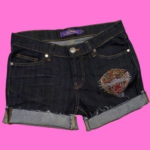 Ed Hardy booty shorts.